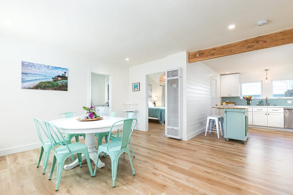 Enter to open dining space and kitchen