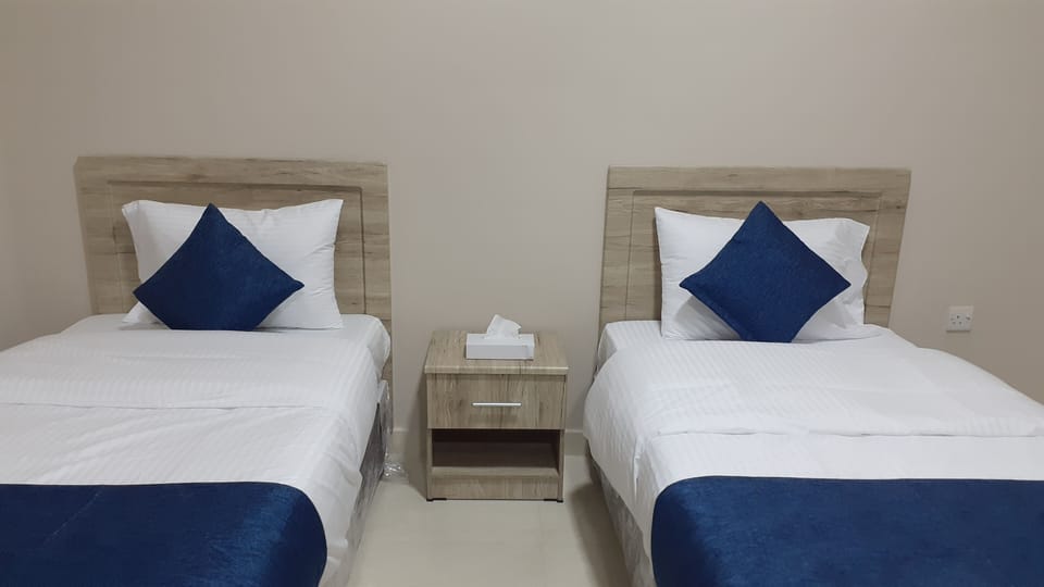 Superior Twin Room | Iron/ironing board (on request), WiFi (free), bed sheets
