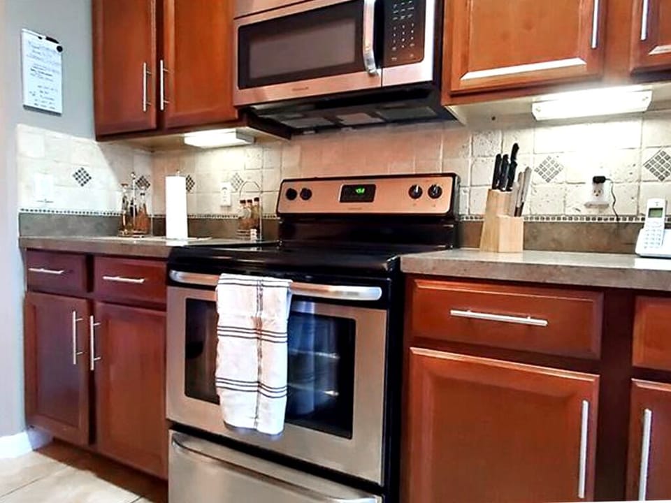 Kitchen appliances
