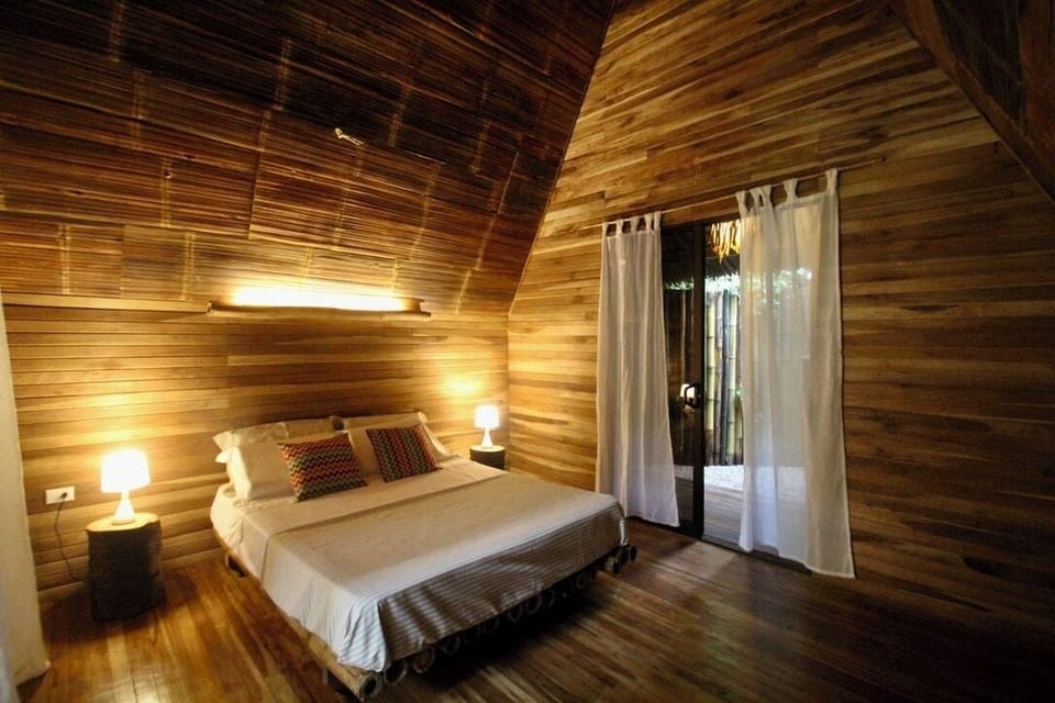 Deluxe Bungalow | Free WiFi, bed sheets