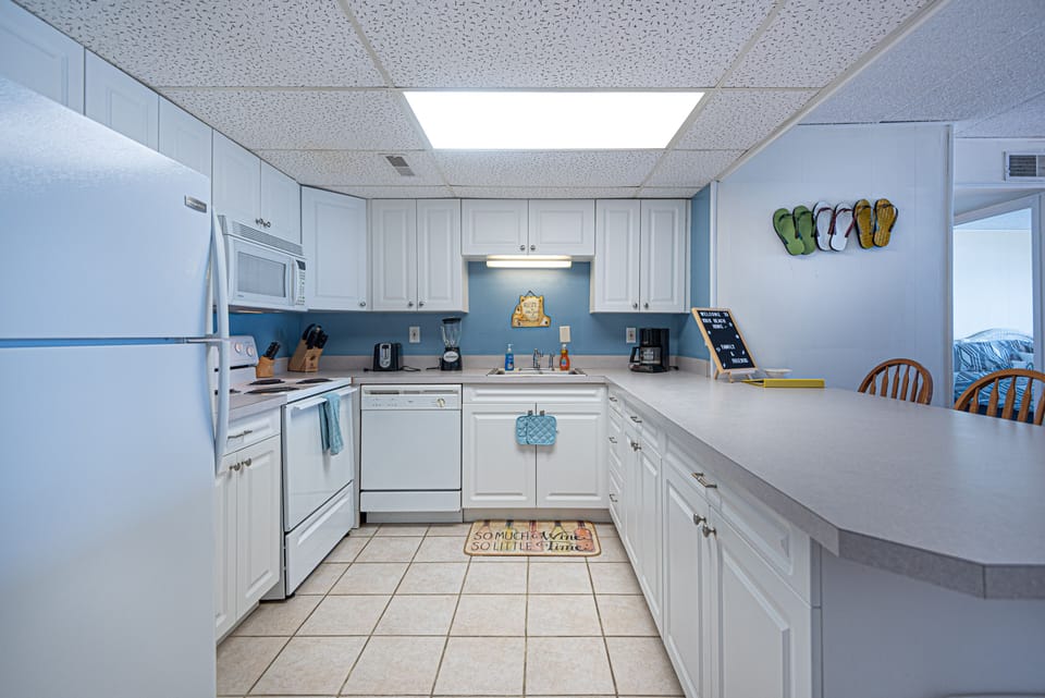 Kitchen (2)