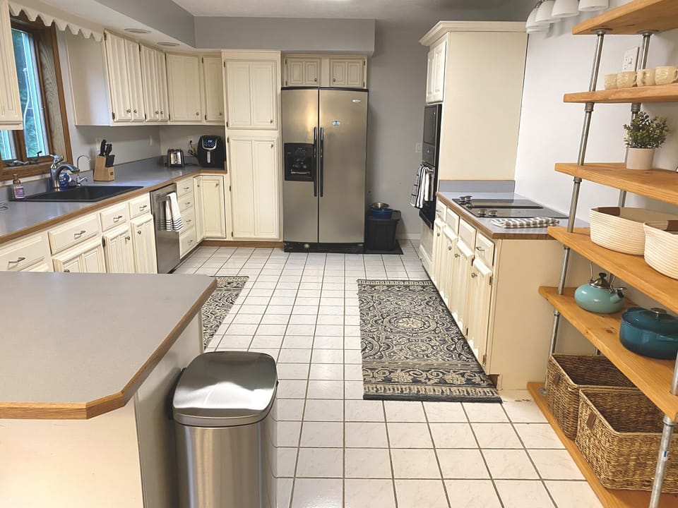 Fully stocked kitchen 