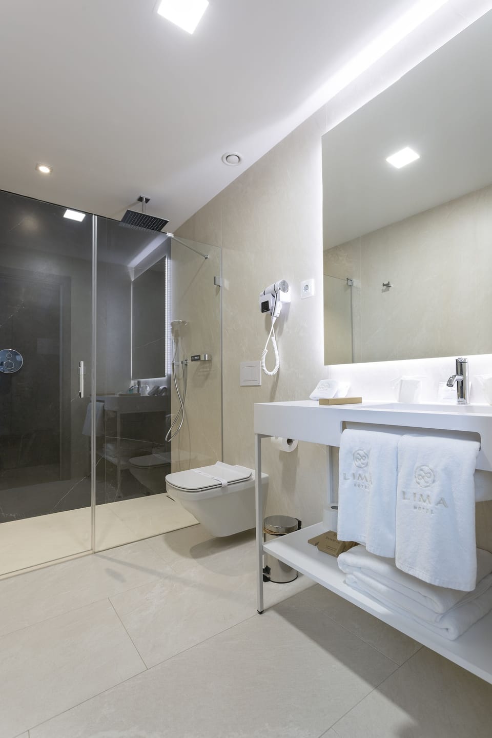 Minibar, in-room safe, soundproofing, iron/ironing board