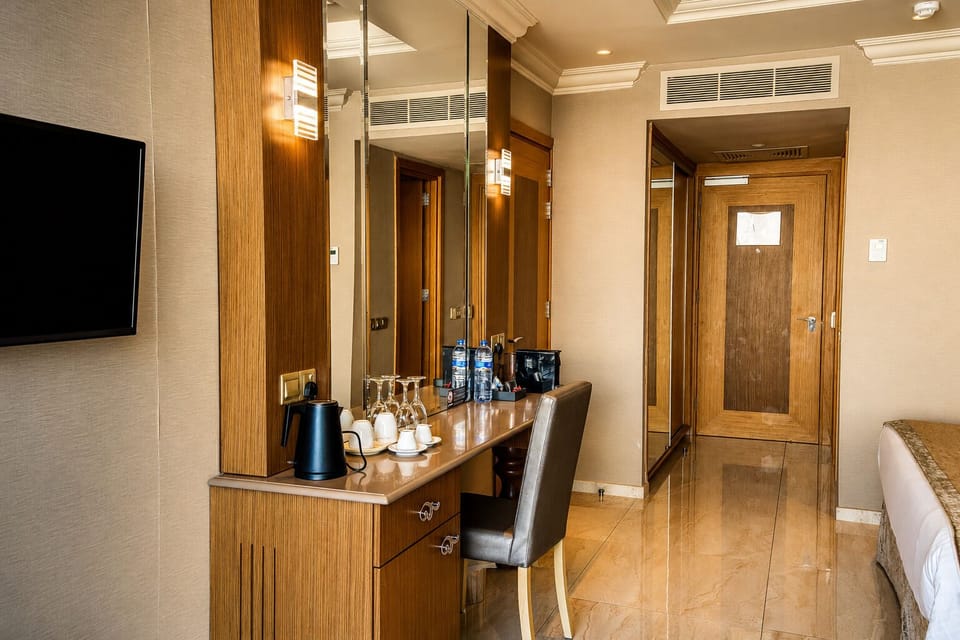 Superior Room | In-room safe, desk, laptop workspace, soundproofing