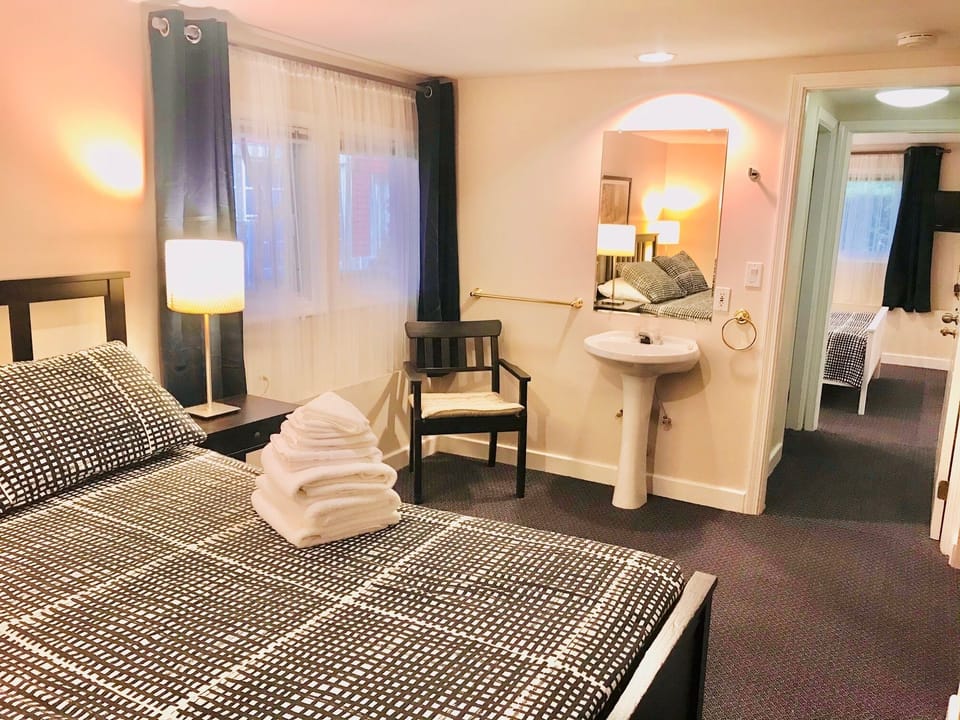 Classic Suite, 2 Bedrooms (Lower Level) | Free WiFi, bed sheets