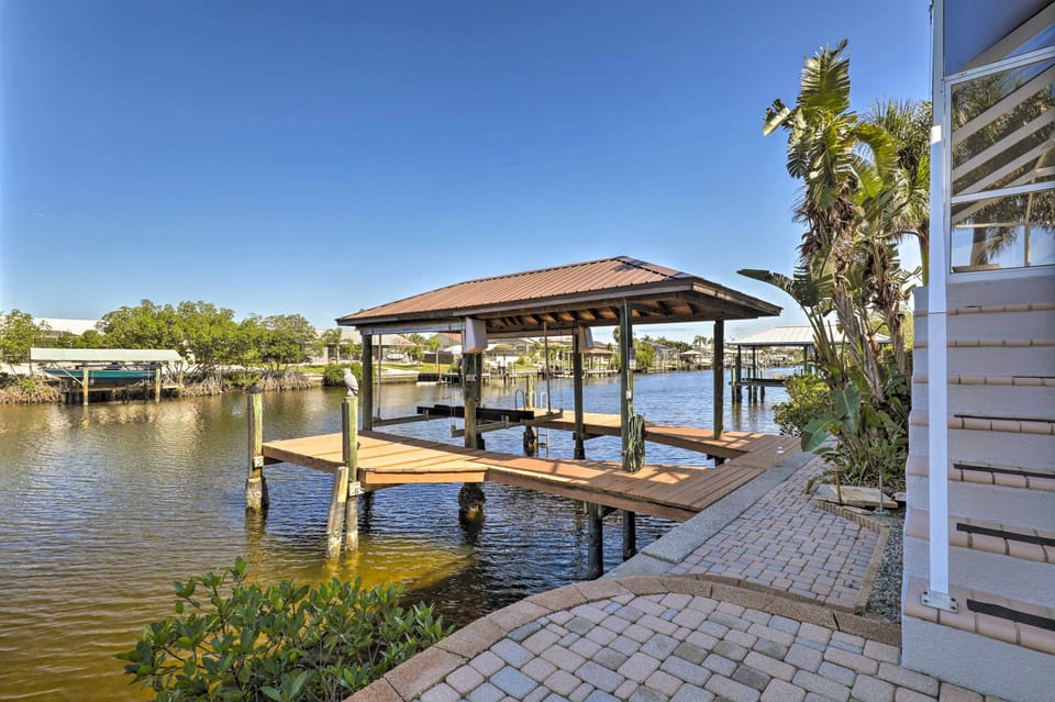Private Dock | Canal Access