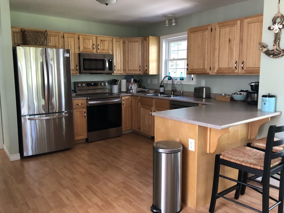 Fully appointed kitchen 