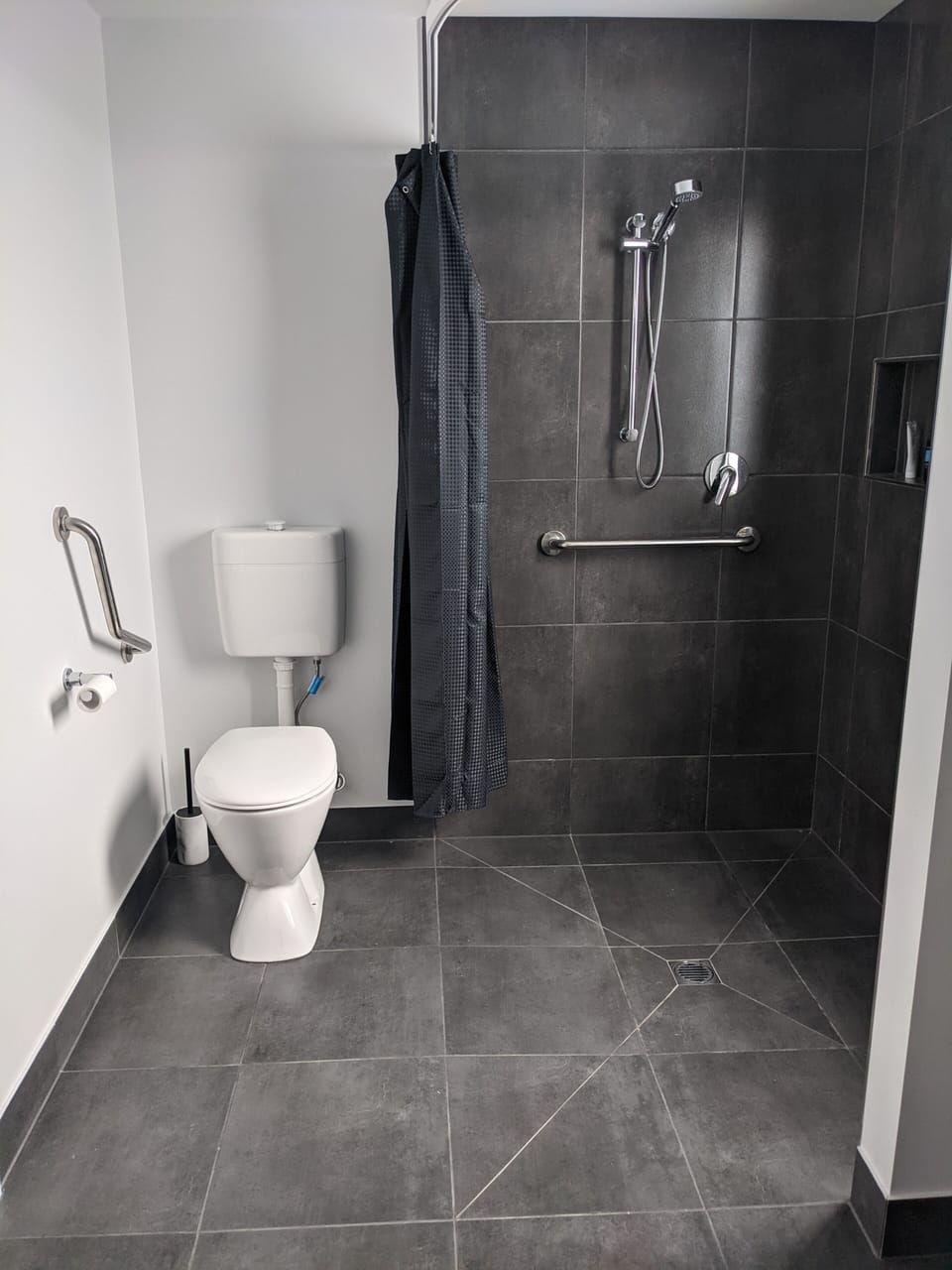 Ensuite