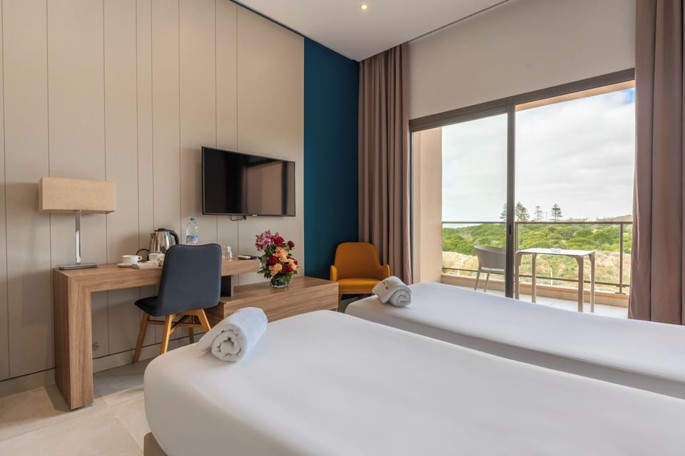 Apartment, 2 Bedrooms | Premium bedding, minibar, in-room safe, soundproofing