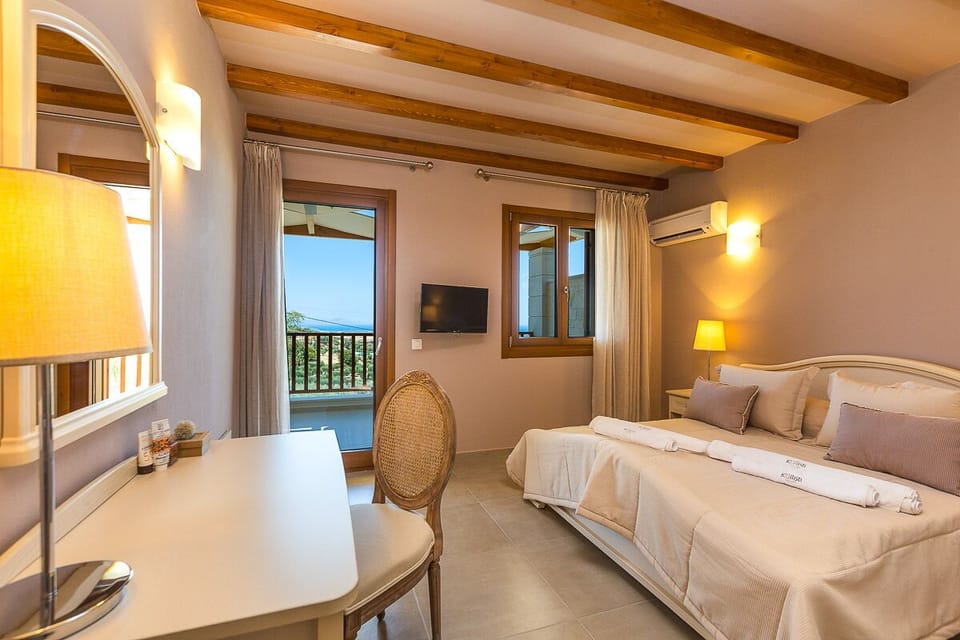 Double bedroom with balcony!
