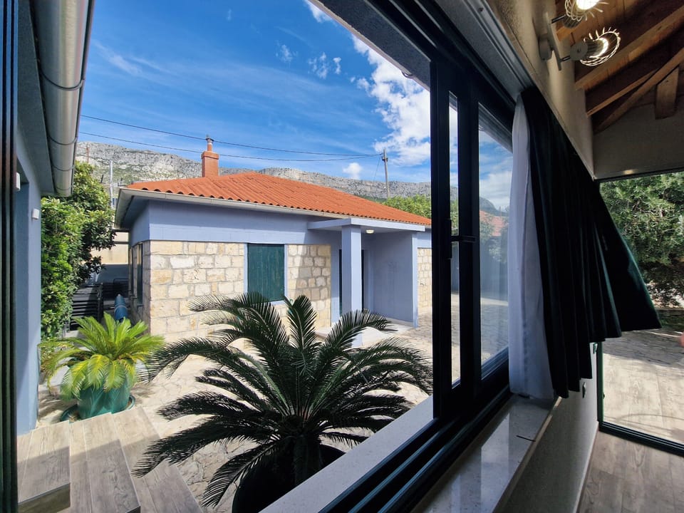 Villa | Interior