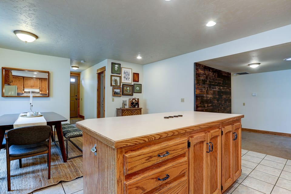 House, 3 Bedrooms | Private kitchen | Fridge, microwave, oven, dishwasher