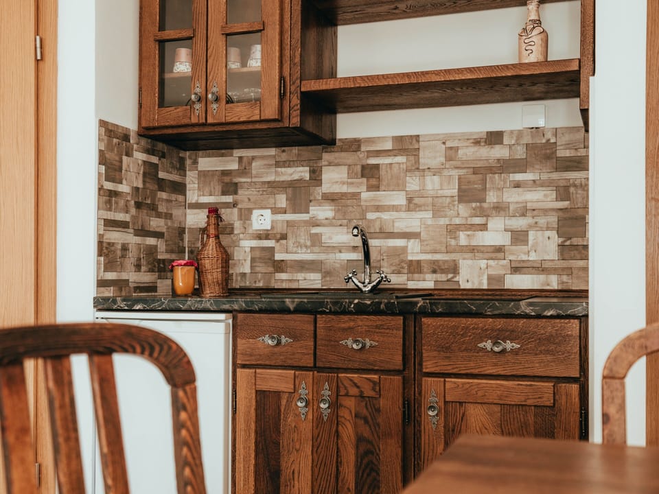 Junior Suite | In-room safe, individually decorated, individually furnished, desk