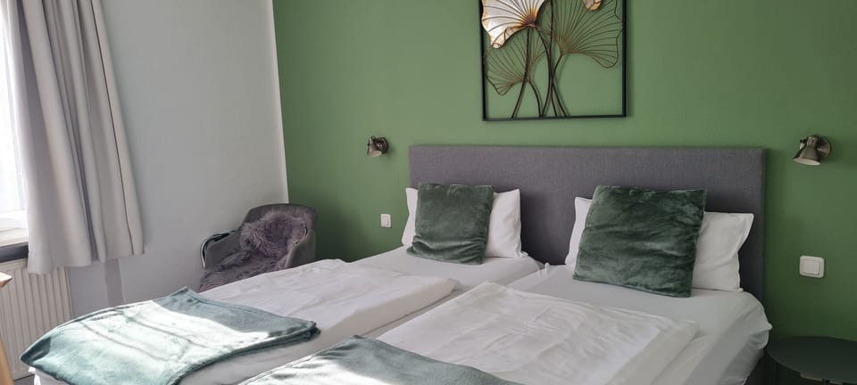 Double Room | Desk, laptop workspace, free WiFi, bed sheets