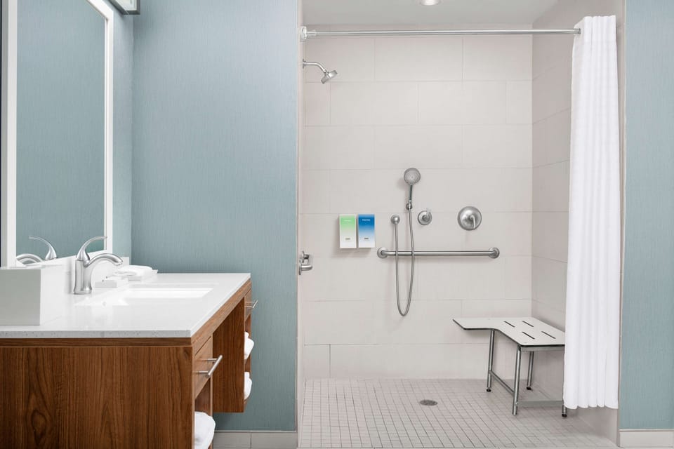 Bathroom shower