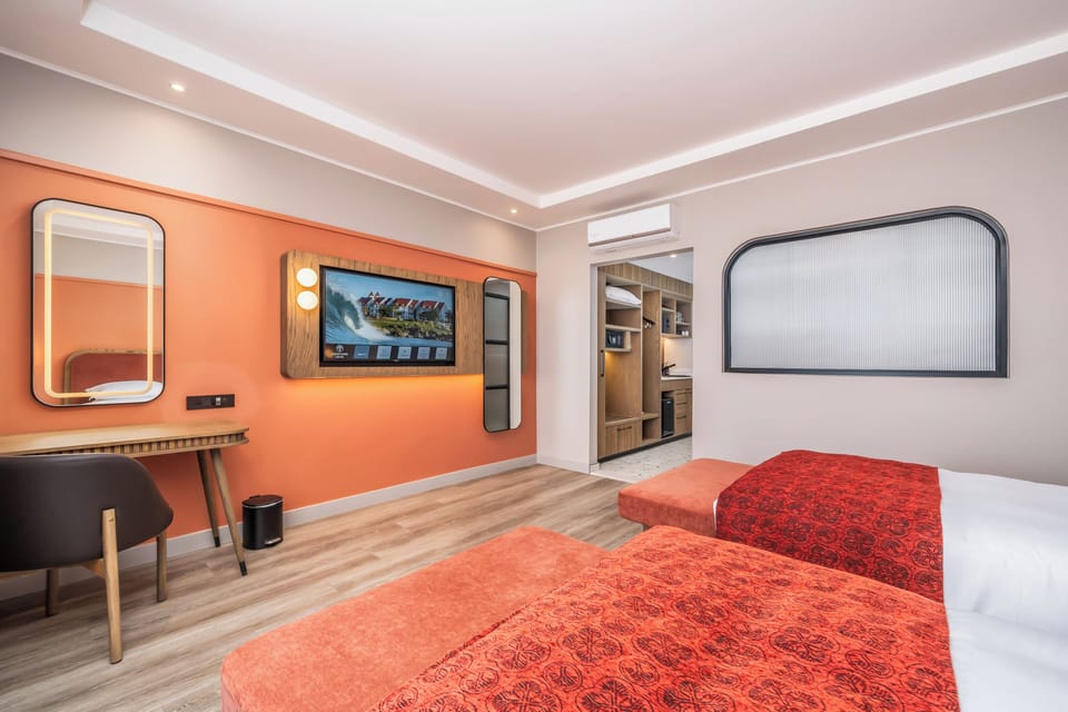 Premium bedding, Select Comfort beds, in-room safe, desk