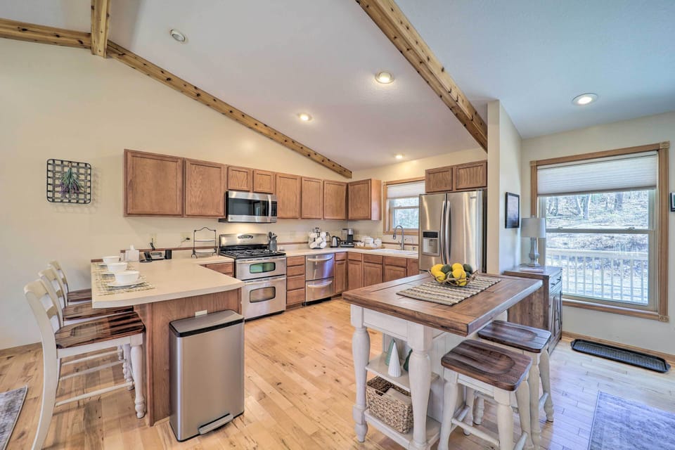 Kitchen | Fully Equipped
