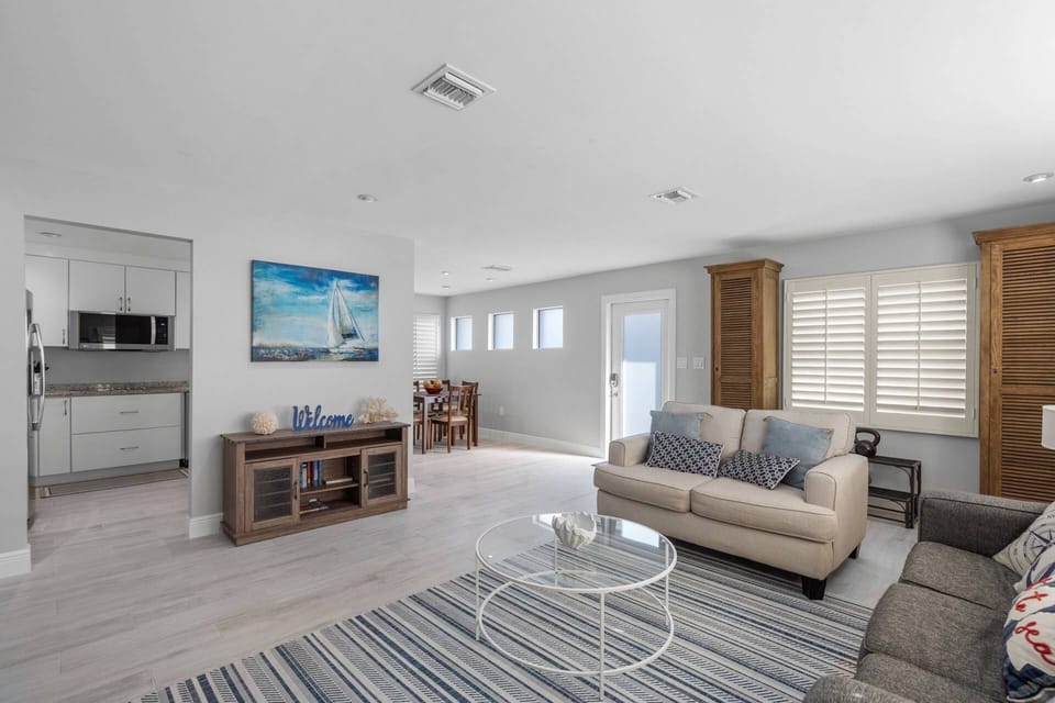 Welcome to Moonmist Villa on Siesta Key!