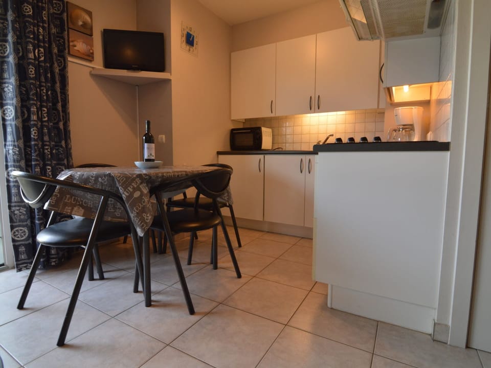 Apartment | Private kitchen | Microwave