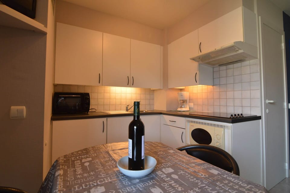 Apartment | Private kitchen | Microwave