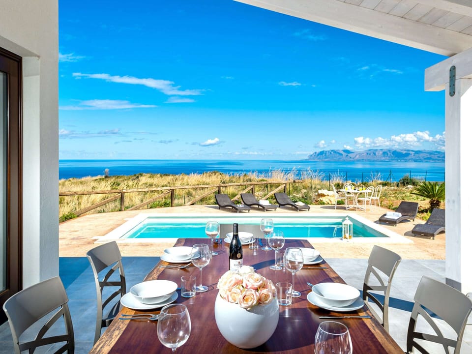 Villa | Pool | Indoor pool, outdoor pool