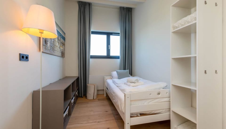 House | 3 bedrooms, individually furnished, bed sheets