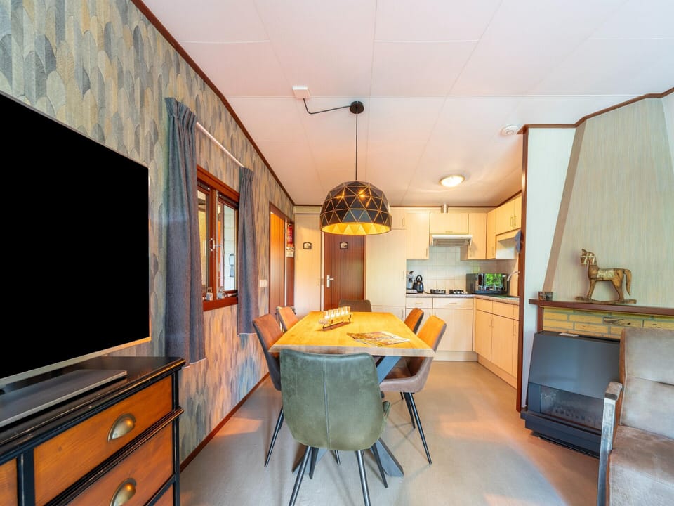 Chalet | Dining