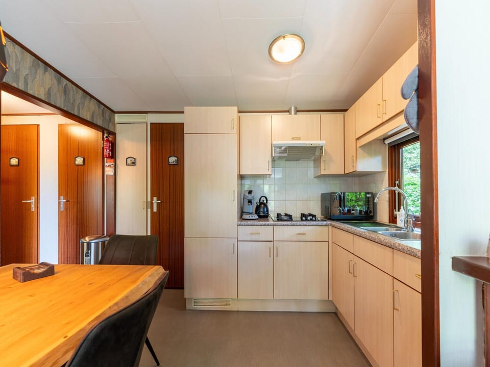 Chalet | Private kitchen | Fridge