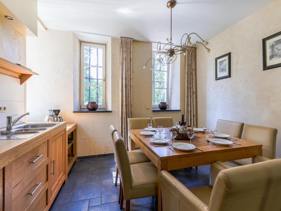 House | Dining