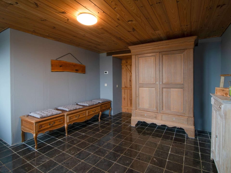 House | Reception