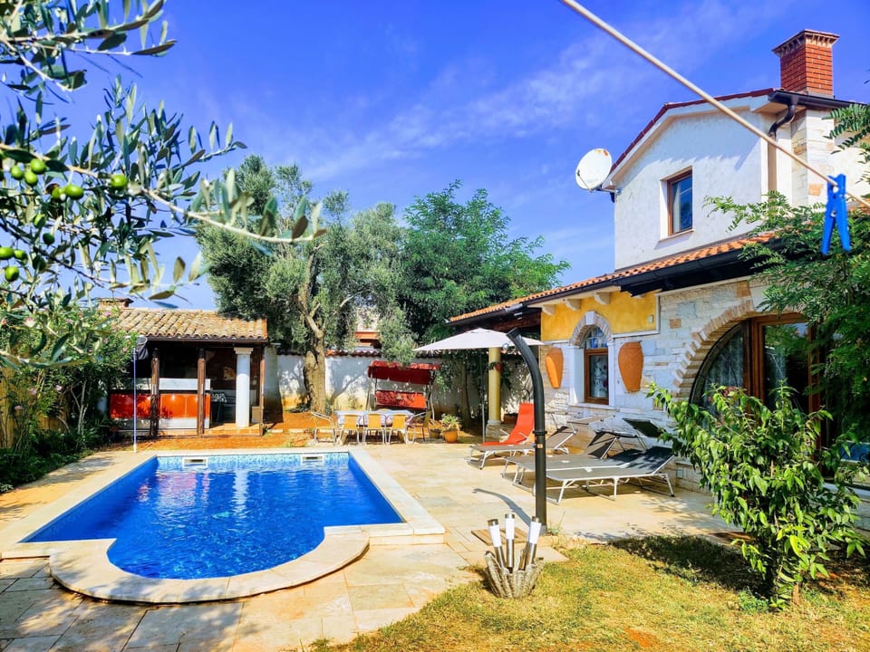 House | Exterior