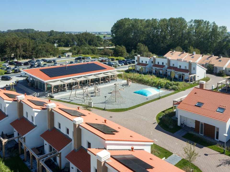 House | Pool