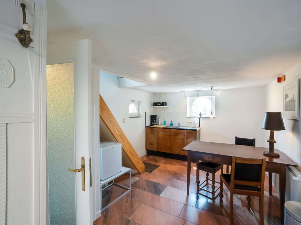 House | Dining