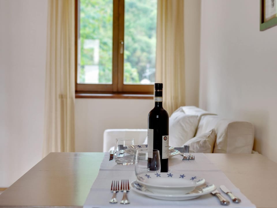 House | Dining