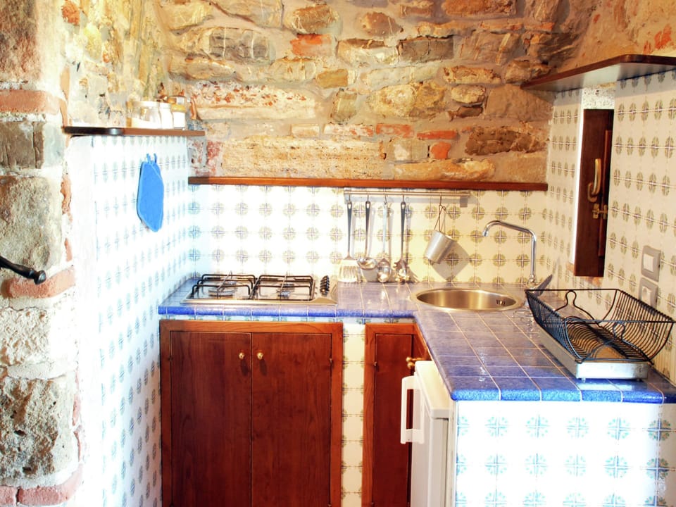 Villa | Private kitchen | Coffee/tea maker, cookware/dishes/utensils