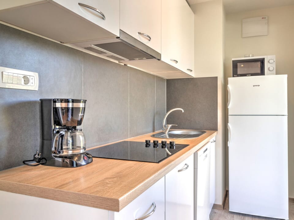 Mobile Home | Private kitchen