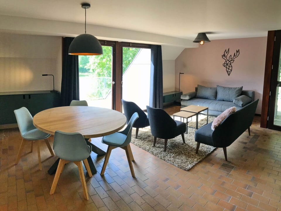 Apartment | Living room