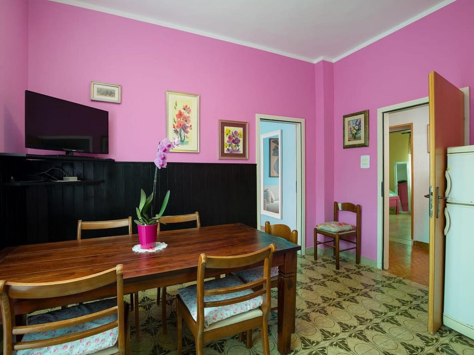 Apartment | Dining