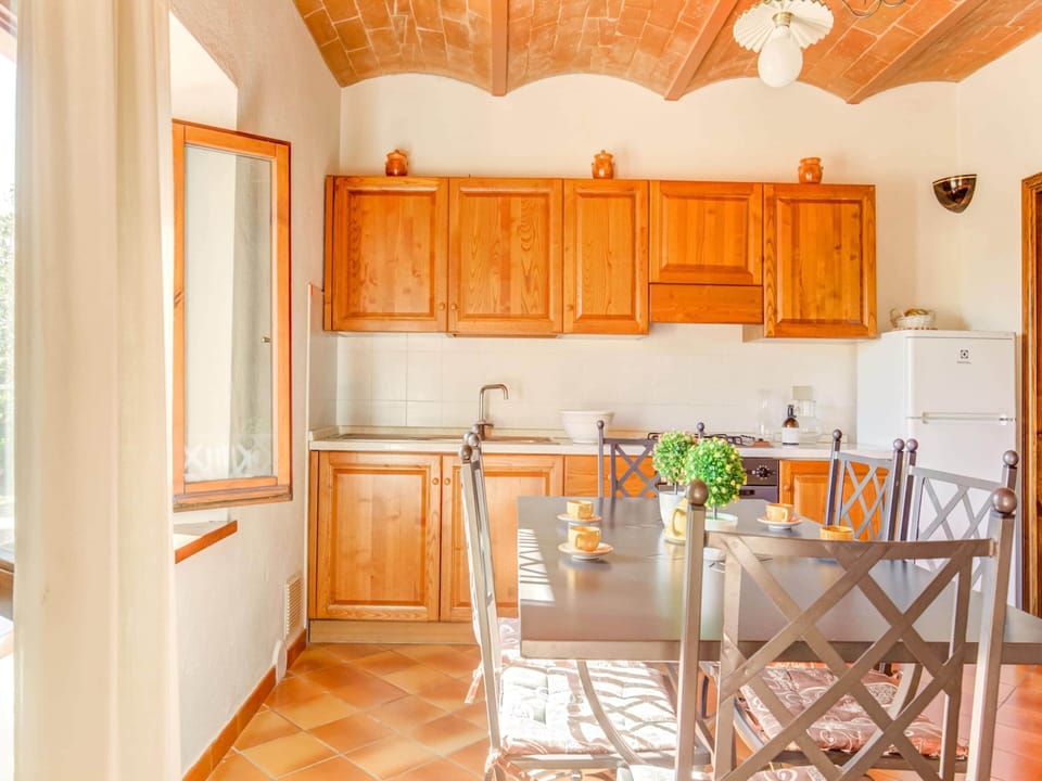 House | Private kitchen | Highchair