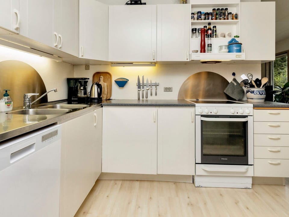 House | Private kitchen | Highchair