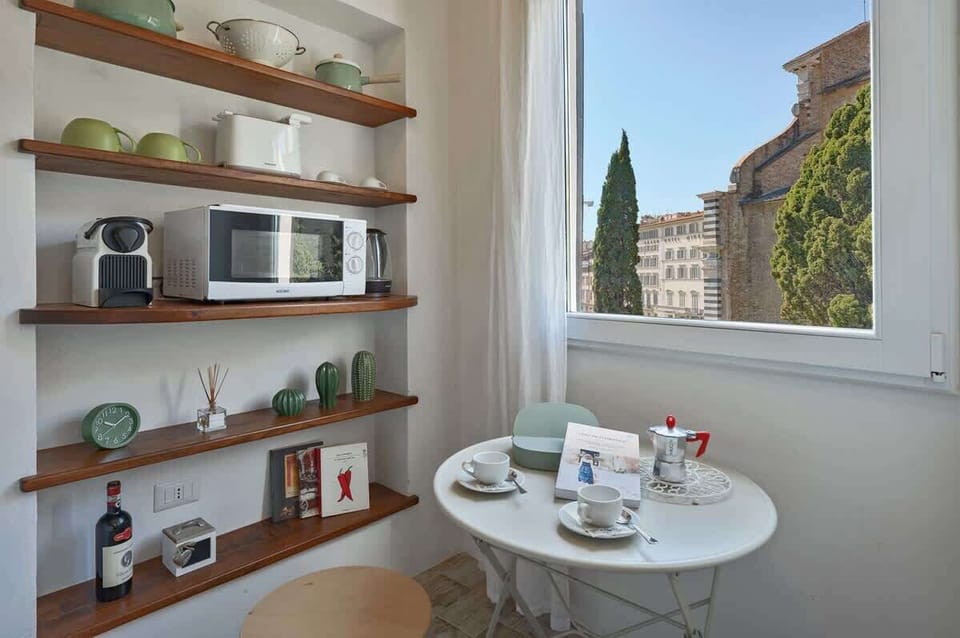 Angolo colazione con vista sulla Basilica di Santa Maria Novella 