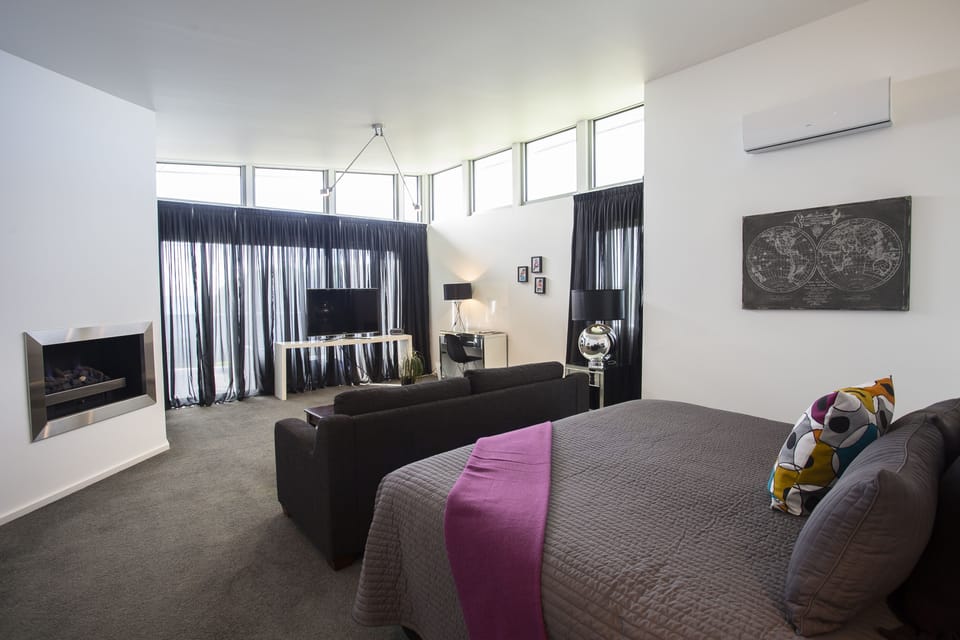 Haven Suite | 1 bedroom, premium bedding, pillowtop beds, minibar