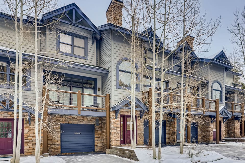 Condo, 2 Bedrooms | Exterior
