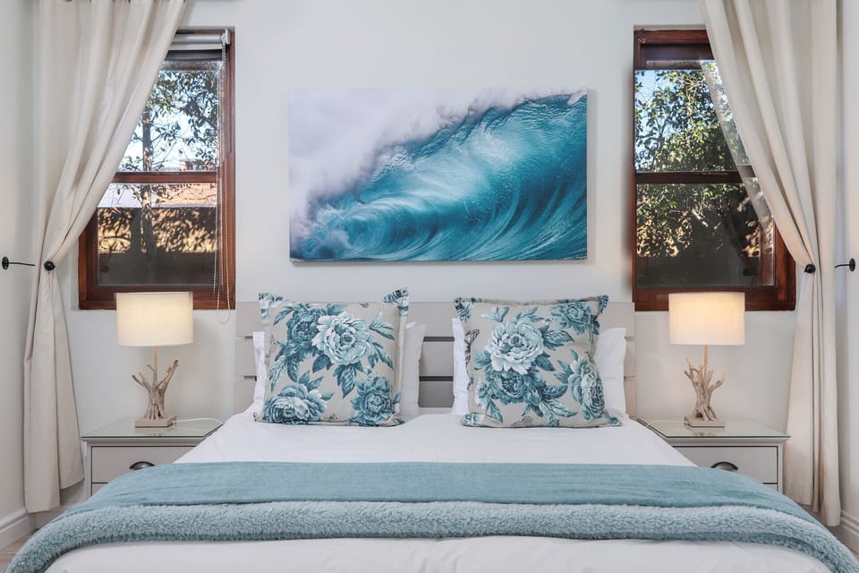 Queen Suite | 1 bedroom, minibar, in-room safe, individually decorated