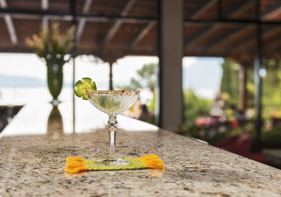 Poolside bar