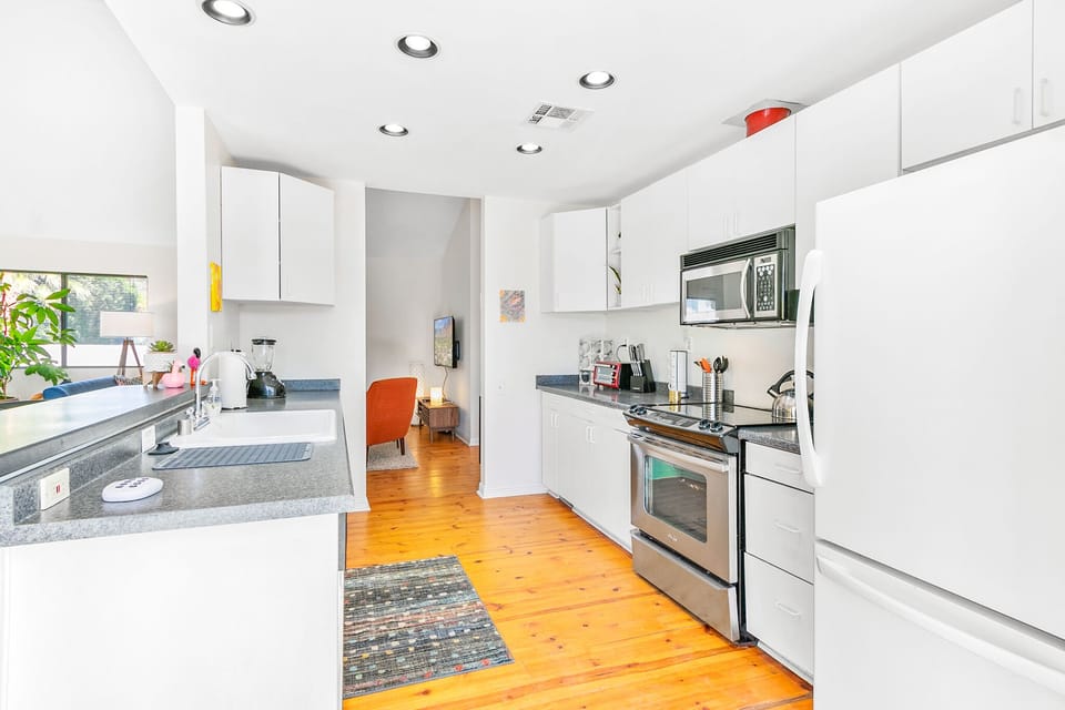 K0653 - Kitchen Area