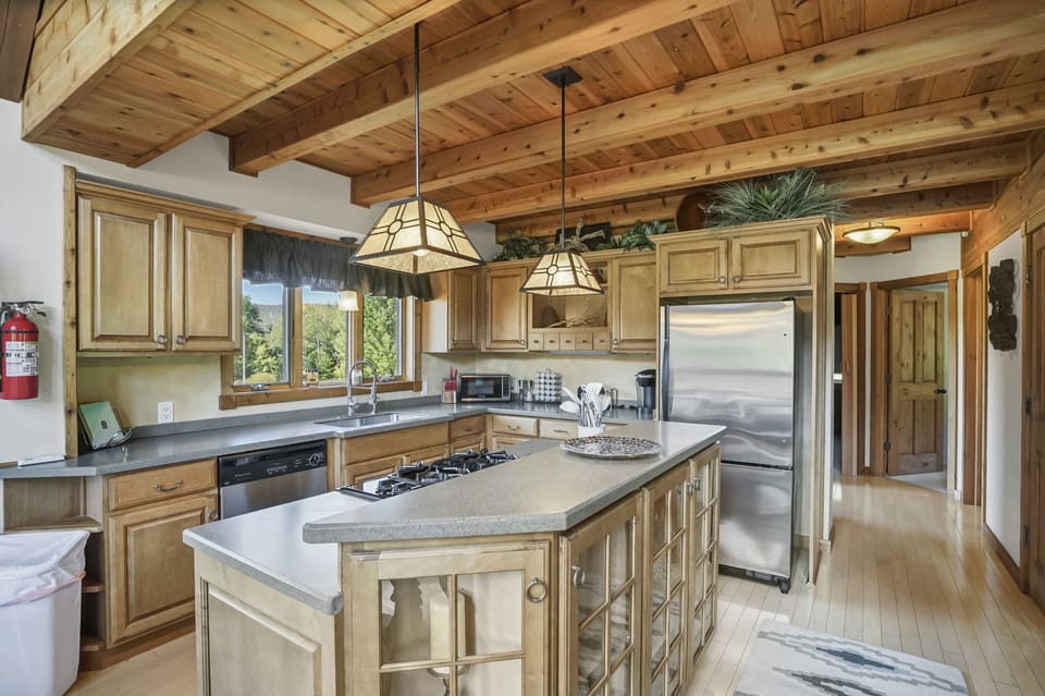 Fox House kitchen