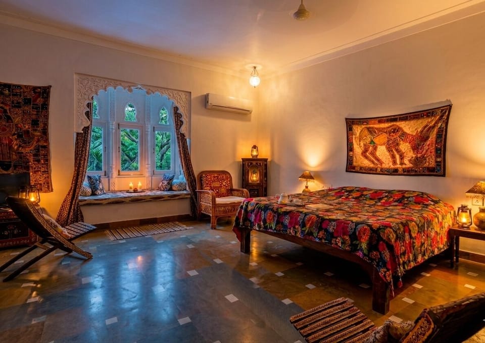 Superior Deluxe Room | WiFi (free), individually decorated, individually furnished, bed sheets