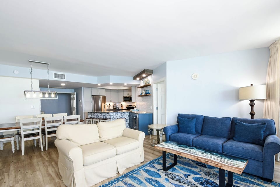 Silver Shells St. Maarten 1102 - Living Area
