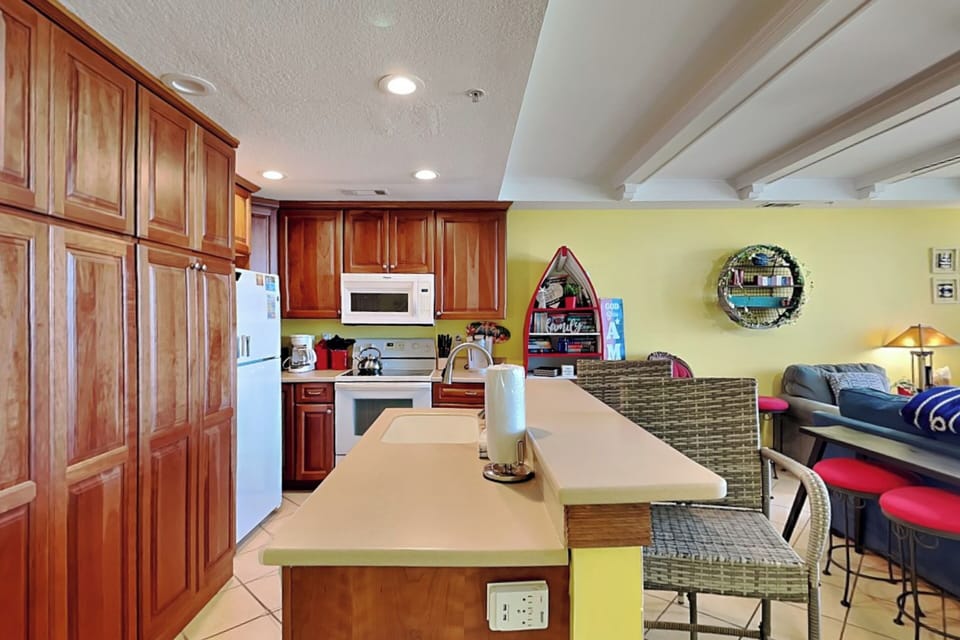 Full Kitchen
